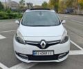 Білий Рено Сценік III, об'ємом двигуна 1.5 л та пробігом 252 тис. км за 7600 $, фото 4 на Automoto.ua