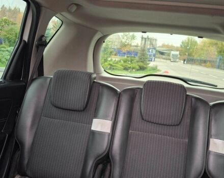 Білий Рено Сценік III, об'ємом двигуна 1.5 л та пробігом 252 тис. км за 7600 $, фото 15 на Automoto.ua