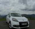Білий Рено Сценік III, об'ємом двигуна 1.6 л та пробігом 267 тис. км за 8100 $, фото 1 на Automoto.ua