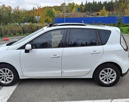 Білий Рено Сценік III, об'ємом двигуна 1.5 л та пробігом 252 тис. км за 7600 $, фото 1 на Automoto.ua