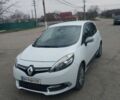 Белый Рено Сценик III, объемом двигателя 1.5 л и пробегом 215 тыс. км за 7800 $, фото 1 на Automoto.ua