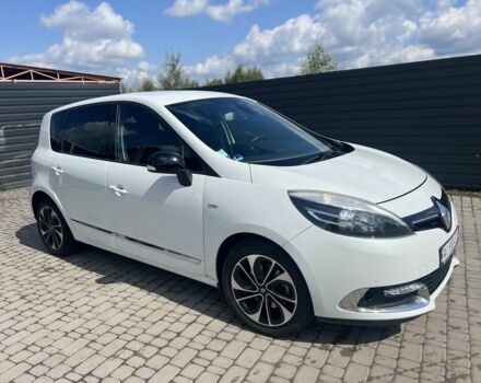 Белый Рено Сценик III, объемом двигателя 1.6 л и пробегом 184 тыс. км за 10000 $, фото 5 на Automoto.ua