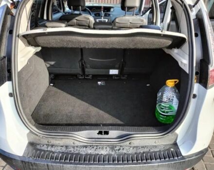 Белый Рено Сценик III, объемом двигателя 1 л и пробегом 205 тыс. км за 9850 $, фото 7 на Automoto.ua