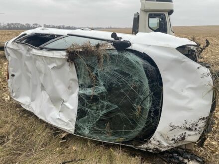 Белый Рено Сценик III, объемом двигателя 1.6 л и пробегом 290 тыс. км за 3000 $, фото 1 на Automoto.ua