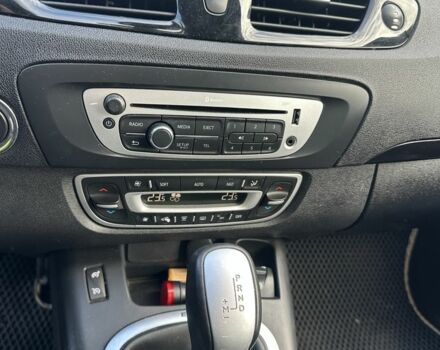 Рено Сценик III 2014 в Буче на Automoto.ua Бежевый Рено Сценик III, объемом двигателя 1.5 л и пробегом 234 тыс. км за 8500 $, фото 6 на Automoto.ua