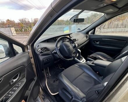 Рено Сценик III 2014 в Буче на Automoto.ua Бежевый Рено Сценик III, объемом двигателя 1.5 л и пробегом 234 тыс. км за 8500 $, фото 4 на Automoto.ua