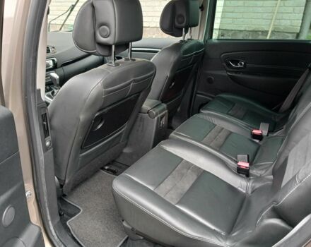 Бежевый Рено Сценик III, объемом двигателя 1.5 л и пробегом 149 тыс. км за 10600 $, фото 21 на Automoto.ua