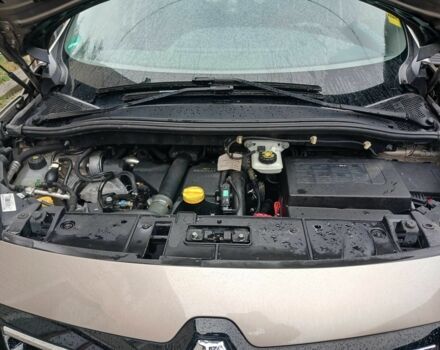 Бежевый Рено Сценик III, объемом двигателя 1.5 л и пробегом 149 тыс. км за 10600 $, фото 8 на Automoto.ua