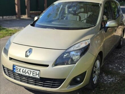 Бежевый Рено Сценик III, объемом двигателя 1.5 л и пробегом 231 тыс. км за 6300 $, фото 1 на Automoto.ua