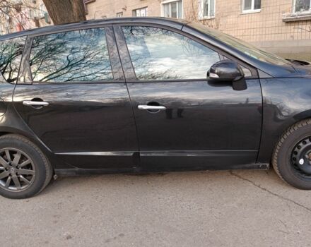 Чорний Рено Сценік III, об'ємом двигуна 1.9 л та пробігом 275 тис. км за 6600 $, фото 1 на Automoto.ua
