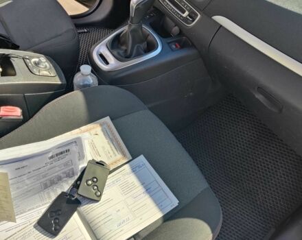 Черный Рено Сценик III, объемом двигателя 1.5 л и пробегом 251 тыс. км за 7500 $, фото 16 на Automoto.ua