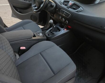 Чорний Рено Сценік III, об'ємом двигуна 1.5 л та пробігом 206 тис. км за 6400 $, фото 6 на Automoto.ua