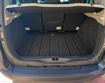 Черный Рено Сценик III, объемом двигателя 1.4 л и пробегом 250 тыс. км за 6500 $, фото 8 на Automoto.ua