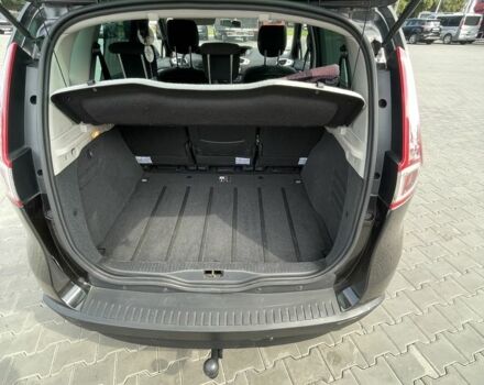 Черный Рено Сценик III, объемом двигателя 1.5 л и пробегом 263 тыс. км за 6300 $, фото 9 на Automoto.ua