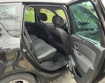 Черный Рено Сценик III, объемом двигателя 1.9 л и пробегом 300 тыс. км за 6500 $, фото 11 на Automoto.ua