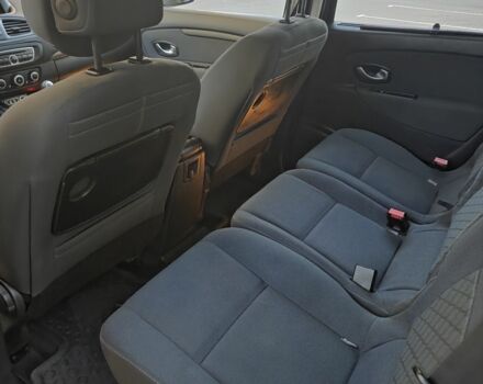 Чорний Рено Сценік III, об'ємом двигуна 1.5 л та пробігом 206 тис. км за 6400 $, фото 5 на Automoto.ua