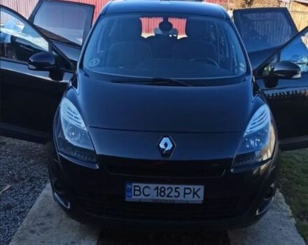 Черный Рено Сценик III, объемом двигателя 1.9 л и пробегом 215 тыс. км за 7400 $, фото 1 на Automoto.ua