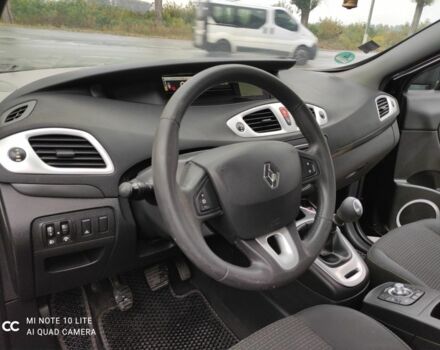 Чорний Рено Сценік III, об'ємом двигуна 1.5 л та пробігом 250 тис. км за 5800 $, фото 12 на Automoto.ua