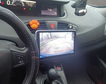 Черный Рено Сценик III, объемом двигателя 1.5 л и пробегом 207 тыс. км за 7100 $, фото 5 на Automoto.ua