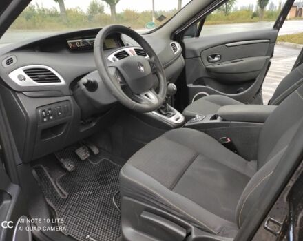 Чорний Рено Сценік III, об'ємом двигуна 1.5 л та пробігом 250 тис. км за 5800 $, фото 11 на Automoto.ua