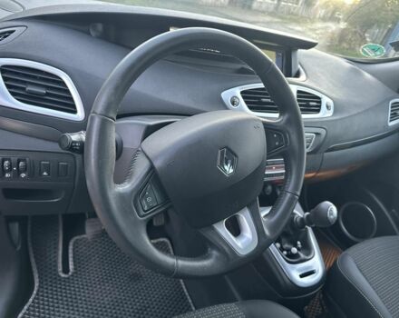 Черный Рено Сценик III, объемом двигателя 0 л и пробегом 277 тыс. км за 6750 $, фото 3 на Automoto.ua