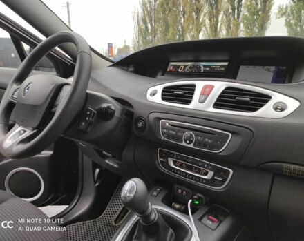 Чорний Рено Сценік III, об'ємом двигуна 1.5 л та пробігом 250 тис. км за 5800 $, фото 17 на Automoto.ua
