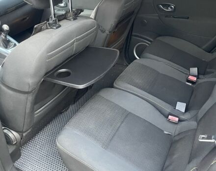 Черный Рено Сценик III, объемом двигателя 1.5 л и пробегом 250 тыс. км за 7400 $, фото 7 на Automoto.ua