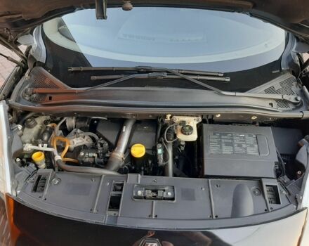 Рено Сценік III 2011 у Золотоноше на Automoto.ua Чорний Рено Сценік III, об'ємом двигуна 1.5 л та пробігом 240 тис. км за 7600 $, фото 6 на Automoto.ua