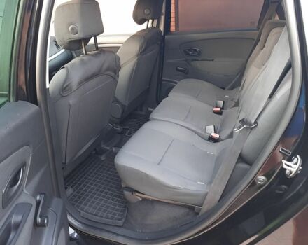 Рено Сценік III 2011 у Золотоноше на Automoto.ua Чорний Рено Сценік III, об'ємом двигуна 1.5 л та пробігом 240 тис. км за 7600 $, фото 5 на Automoto.ua