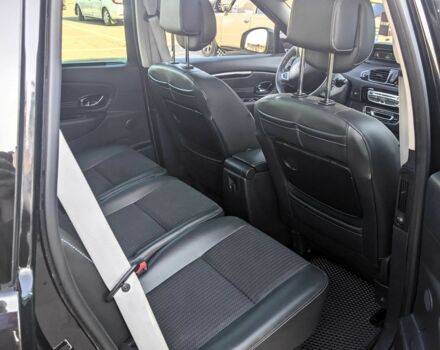 Чорний Рено Сценік III, об'ємом двигуна 1.6 л та пробігом 227 тис. км за 9500 $, фото 9 на Automoto.ua