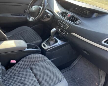 Рено Сценик III 2011 в Киеве на Automoto.ua Черный Рено Сценик III, объемом двигателя 2 л и пробегом 293 тыс. км за 5999 $, фото 3 на Automoto.ua