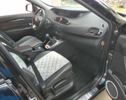 Рено Сценік III 2011 у Гайвороне на Automoto.ua Чорний Рено Сценік III, об'ємом двигуна 1.5 л та пробігом 271 тис. км за 6999 $, фото 1 на Automoto.ua