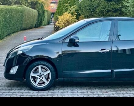 Черный Рено Сценик III, объемом двигателя 0 л и пробегом 300 тыс. км за 3800 $, фото 5 на Automoto.ua