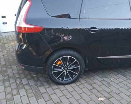 Черный Рено Сценик III, объемом двигателя 1.5 л и пробегом 211 тыс. км за 8950 $, фото 7 на Automoto.ua