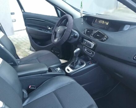 Черный Рено Сценик III, объемом двигателя 1.5 л и пробегом 211 тыс. км за 8950 $, фото 13 на Automoto.ua