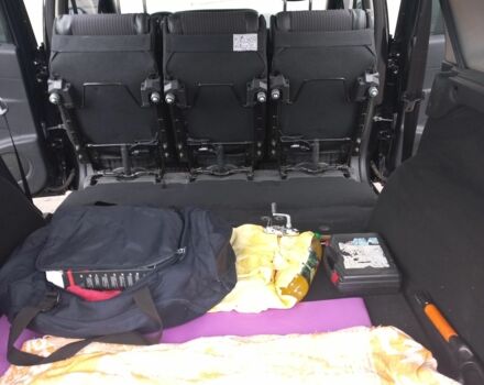 Черный Рено Сценик III, объемом двигателя 1.5 л и пробегом 305 тыс. км за 8200 $, фото 14 на Automoto.ua