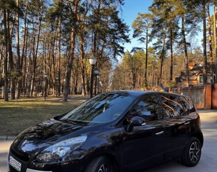 Черный Рено Сценик III, объемом двигателя 1.9 л и пробегом 261 тыс. км за 7200 $, фото 2 на Automoto.ua