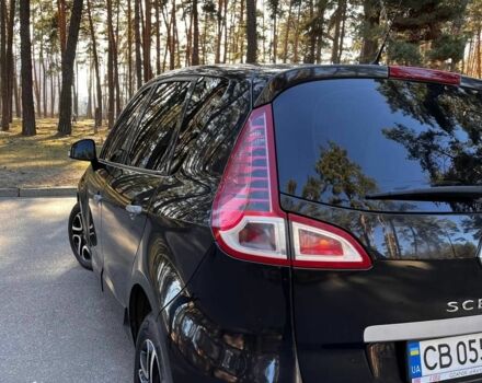 Черный Рено Сценик III, объемом двигателя 1.9 л и пробегом 261 тыс. км за 7200 $, фото 4 на Automoto.ua