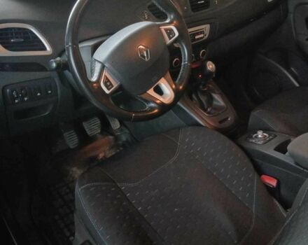 Чорний Рено Сценік III, об'ємом двигуна 1.5 л та пробігом 251 тис. км за 8200 $, фото 6 на Automoto.ua