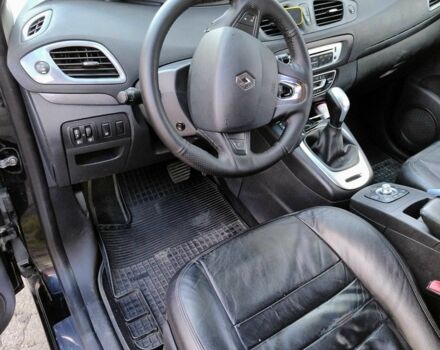 Черный Рено Сценик III, объемом двигателя 1.5 л и пробегом 247 тыс. км за 9500 $, фото 10 на Automoto.ua