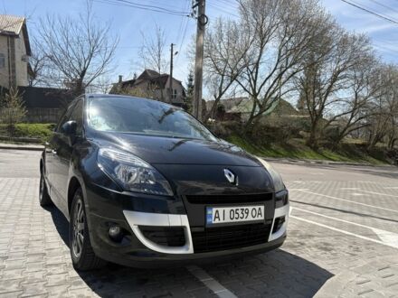 Рено Сценік III 2009 у Фастове на Automoto.ua Чорний Рено Сценік III, об'ємом двигуна 1.9 л та пробігом 290 тис. км за 6500 $, фото 1 на Automoto.ua