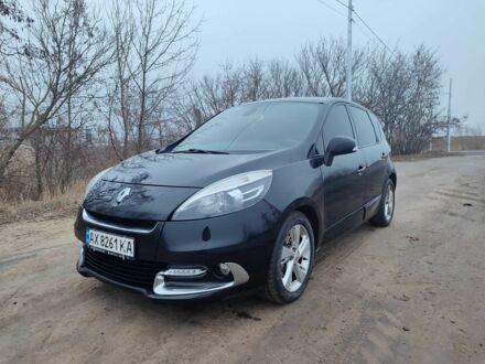 Рено Сценік III 2012 у Балаклее на Automoto.ua Чорний Рено Сценік III, об'ємом двигуна 1.6 л та пробігом 248 тис. км за 7800 $, фото 1 на Automoto.ua