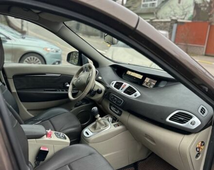 Коричневый Рено Сценик III, объемом двигателя 1.5 л и пробегом 292 тыс. км за 6600 $, фото 6 на Automoto.ua