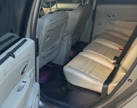 Коричневий Рено Сценік III, об'ємом двигуна 1.5 л та пробігом 300 тис. км за 8000 $, фото 6 на Automoto.ua