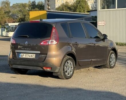 Коричневый Рено Сценик III, объемом двигателя 1.5 л и пробегом 300 тыс. км за 7000 $, фото 4 на Automoto.ua