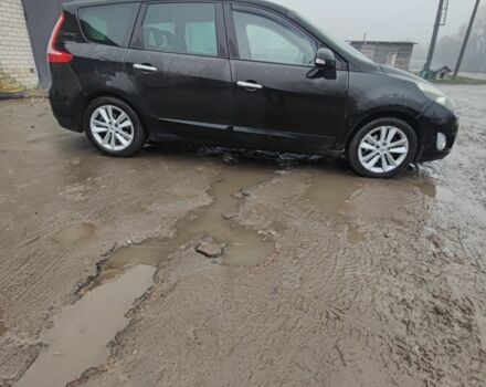 Коричневый Рено Сценик III, объемом двигателя 2 л и пробегом 311 тыс. км за 6800 $, фото 3 на Automoto.ua