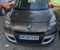 Рено Сценик III 2010 в Днепре (Днепропетровске) на Automoto.ua Коричневый Рено Сценик III, объемом двигателя 1.4 л и пробегом 195 тыс. км за 3600 $, фото 1 на Automoto.ua