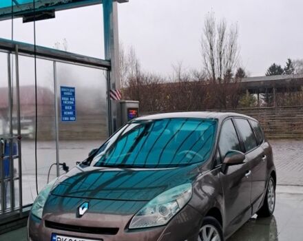 Коричневый Рено Сценик III, объемом двигателя 1.4 л и пробегом 203 тыс. км за 5399 $, фото 11 на Automoto.ua