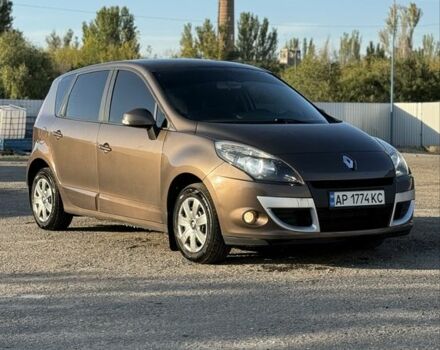 Коричневый Рено Сценик III, объемом двигателя 1.5 л и пробегом 300 тыс. км за 7000 $, фото 6 на Automoto.ua