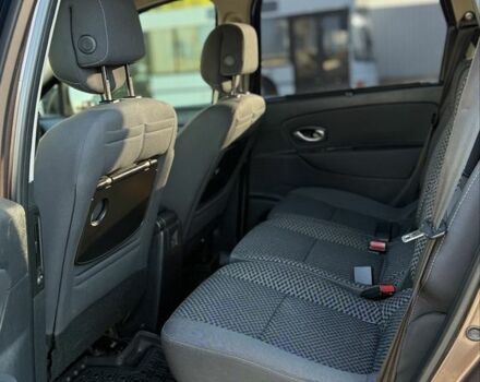 Коричневый Рено Сценик III, объемом двигателя 1.5 л и пробегом 300 тыс. км за 7000 $, фото 9 на Automoto.ua